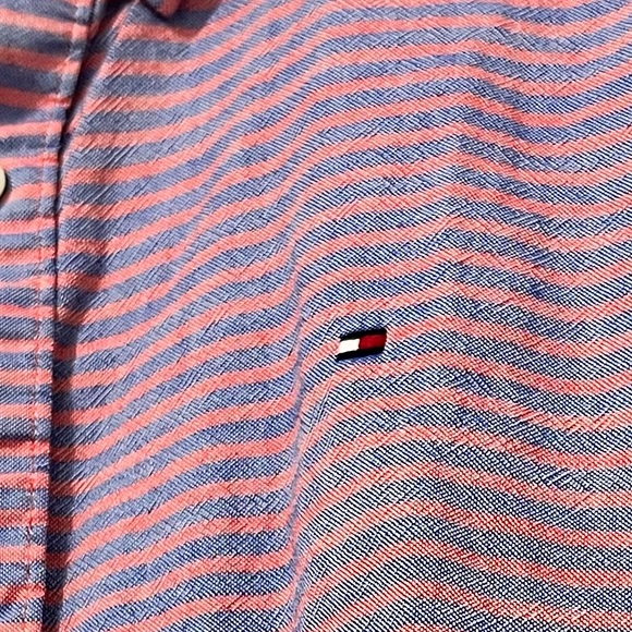 Tommy Hilfiger mens size XL short sleeve button up - Picture 2 of 4